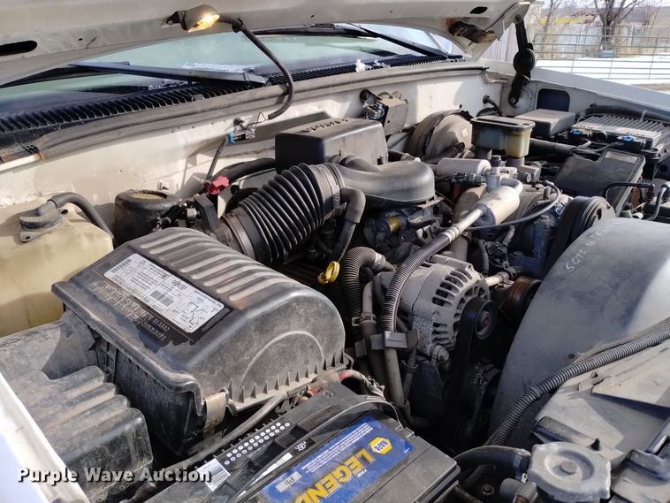 image for item DV6635 1998 GMC Sierra 2500 pickup truck