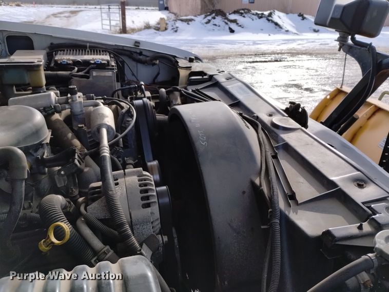 image for item DV6635 1998 GMC Sierra 2500 pickup truck