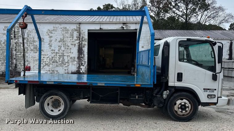 image for item DW1803 2009 GMC W4500 flatbed truck