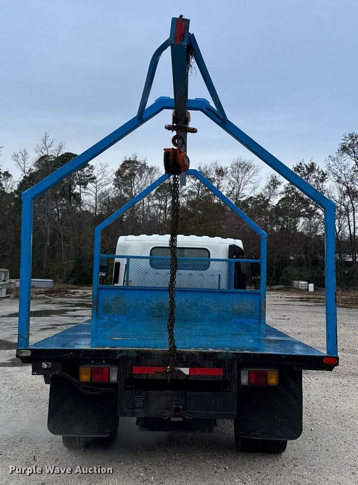 image for item DW1803 2009 GMC W4500 flatbed truck