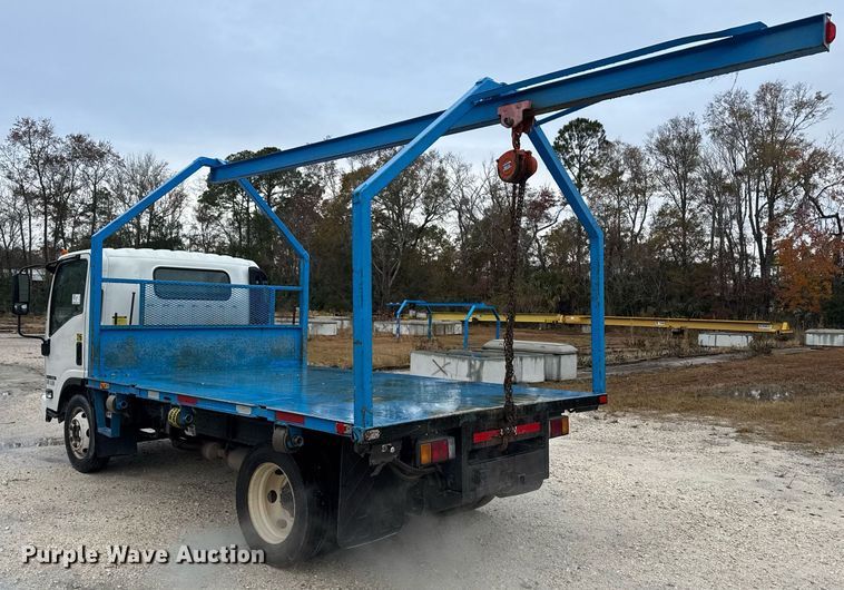 image for item DW1803 2009 GMC W4500 flatbed truck