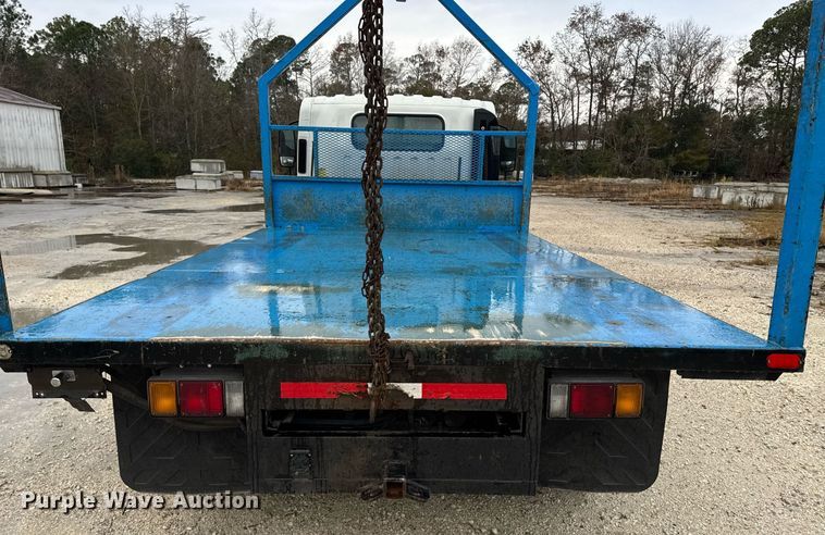 image for item DW1803 2009 GMC W4500 flatbed truck