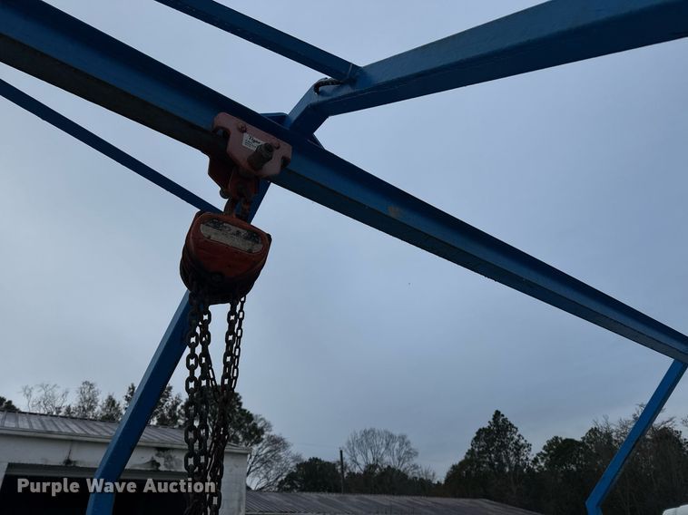 image for item DW1803 2009 GMC W4500 flatbed truck