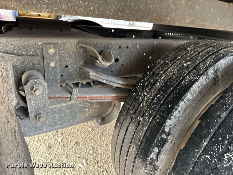 image for item DW1803 2009 GMC W4500 flatbed truck