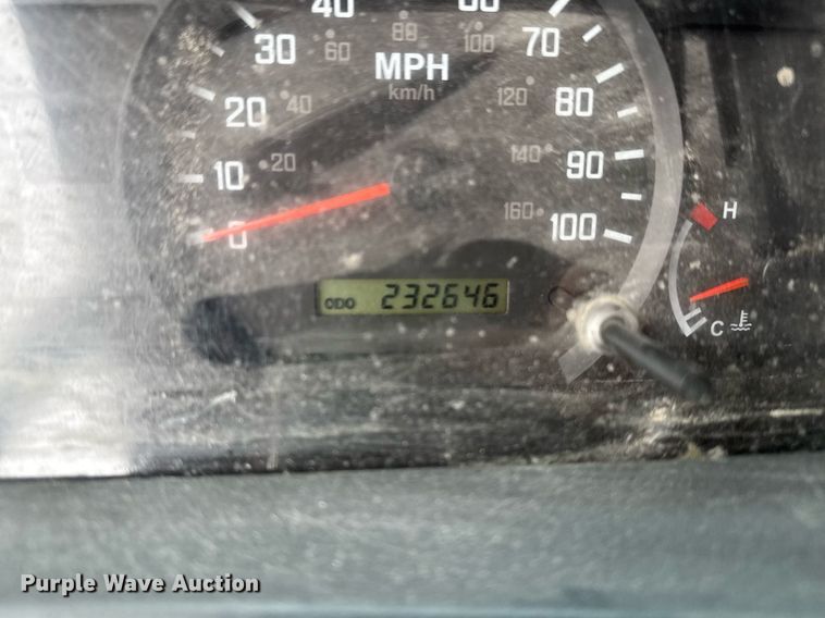 image for item DW1803 2009 GMC W4500 flatbed truck