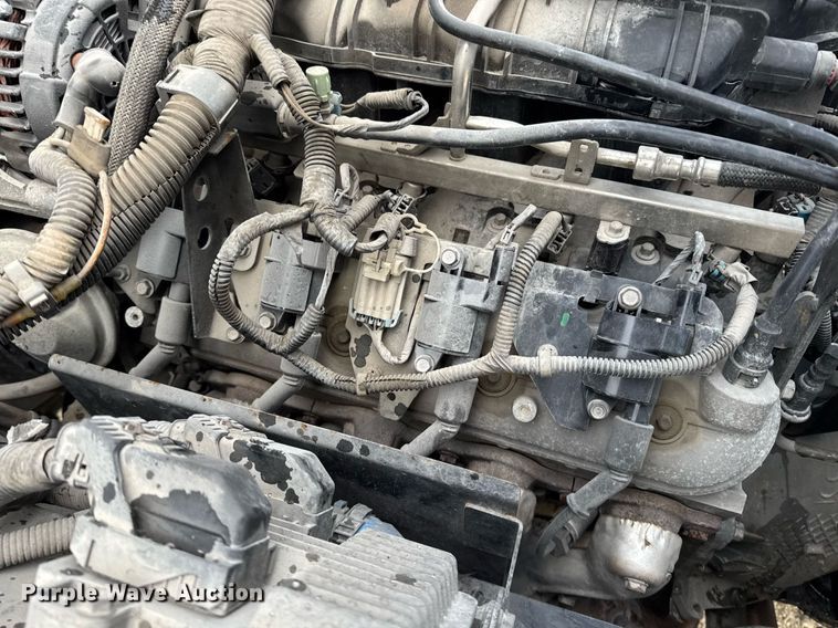 image for item DW1803 2009 GMC W4500 flatbed truck