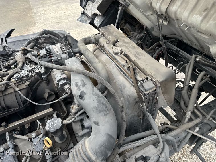 image for item DW1803 2009 GMC W4500 flatbed truck