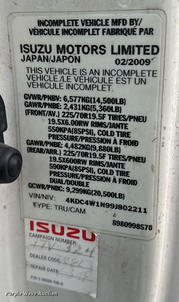 image for item DW1803 2009 GMC W4500 flatbed truck