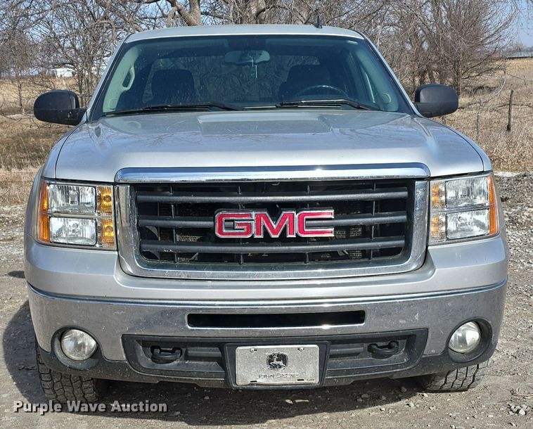 image for item DW3095 2011 GMC Sierra 1500 Ext. Cab pickup truck