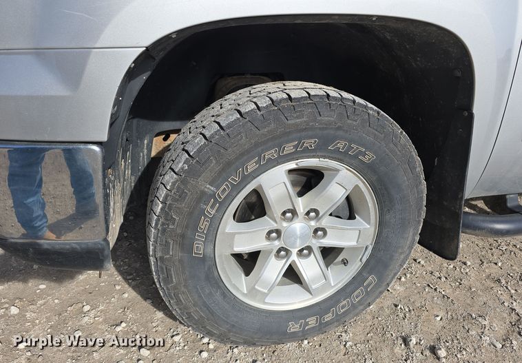 image for item DW3095 2011 GMC Sierra 1500 Ext. Cab pickup truck