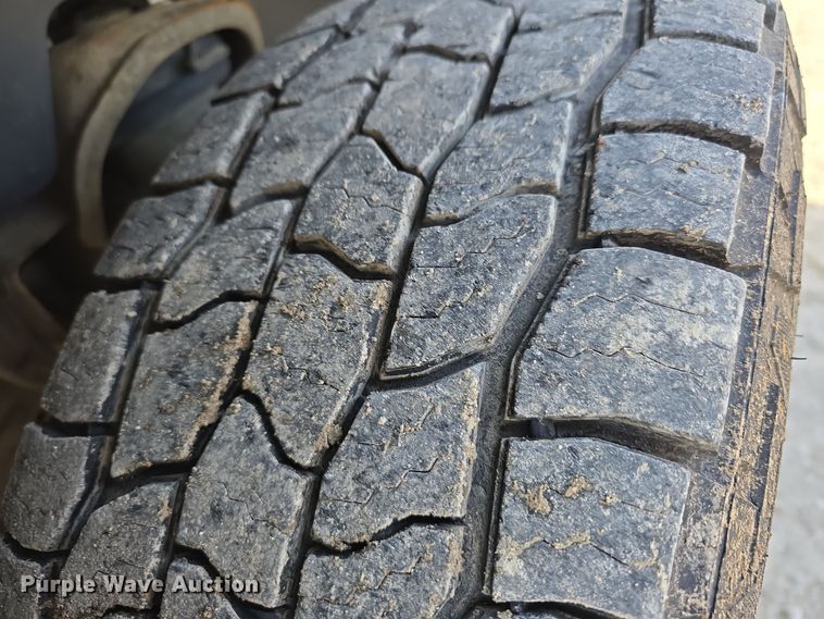 image for item DW3095 2011 GMC Sierra 1500 Ext. Cab pickup truck