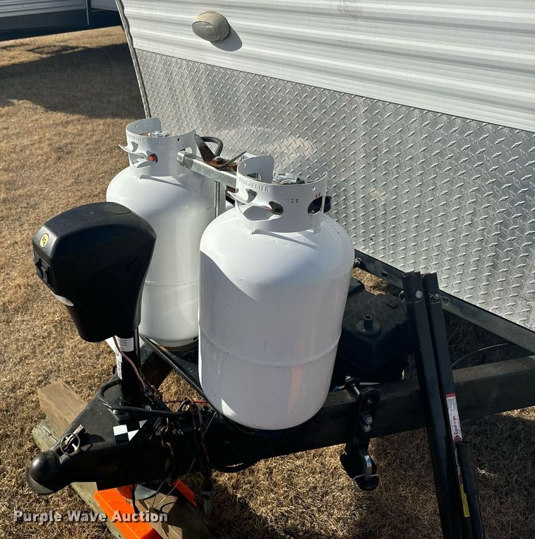 image for item DX3835 2007 Palomino 30FQSS camper