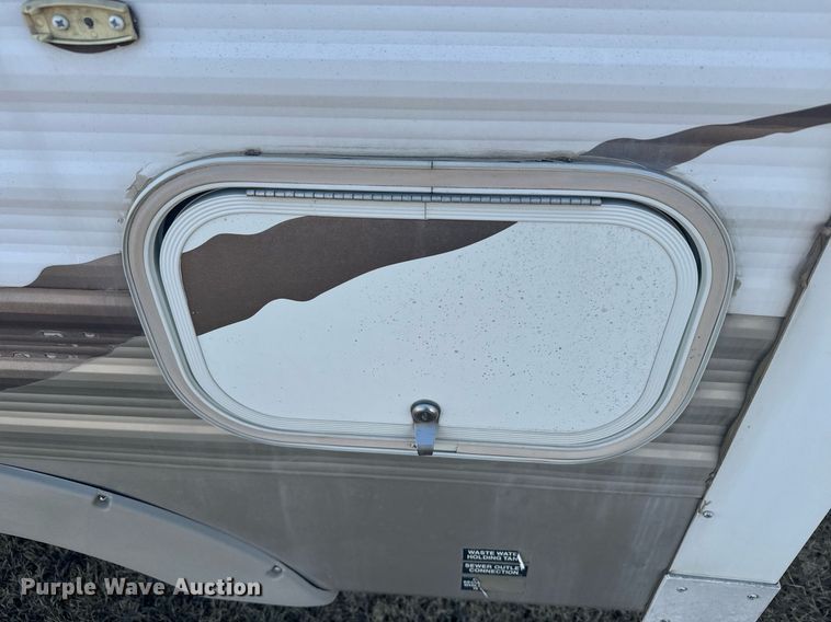 image for item DX3835 2007 Palomino 30FQSS camper