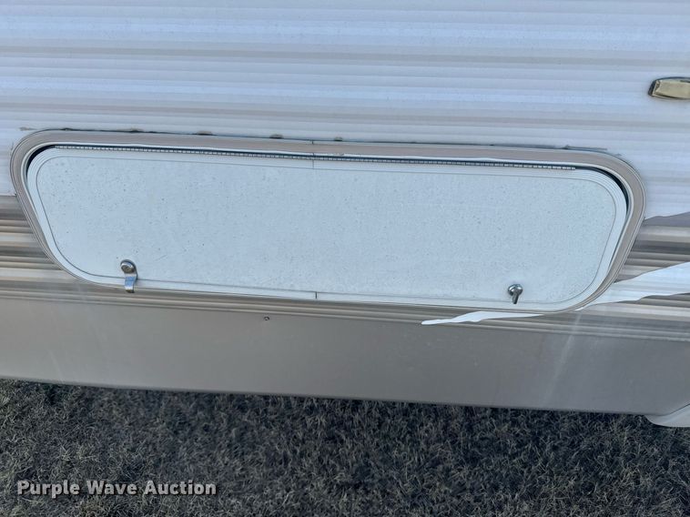 image for item DX3835 2007 Palomino 30FQSS camper