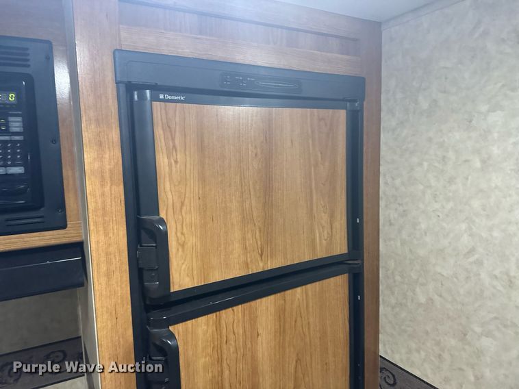 image for item DX3835 2007 Palomino 30FQSS camper