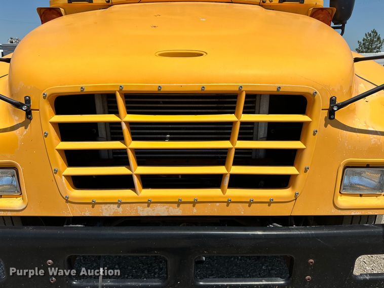 image for item EG1664 2005 Blue Bird Vision school bus
