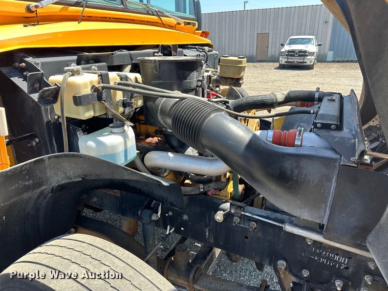 image for item EG1664 2005 Blue Bird Vision school bus