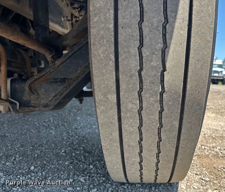 image for item EG1664 2005 Blue Bird Vision school bus