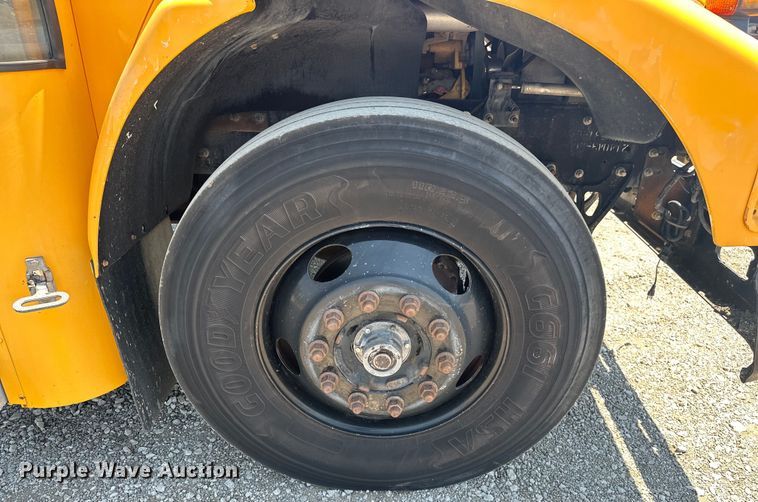 image for item EG1664 2005 Blue Bird Vision school bus