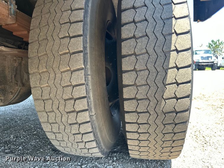 image for item EG1664 2005 Blue Bird Vision school bus