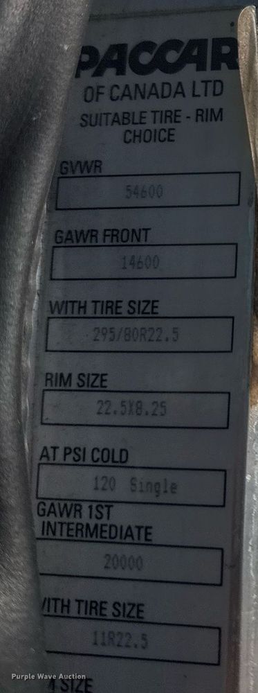 image for item EG2229 2006 Peterbilt 335 box truck