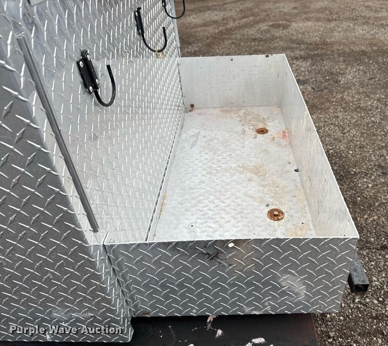 image for item EG2253 2018 John Deere Gator utility vehicle