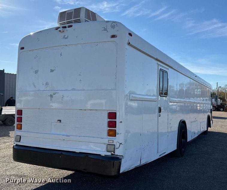 image for item EG2314 2003 Blue Bird blood donation bus