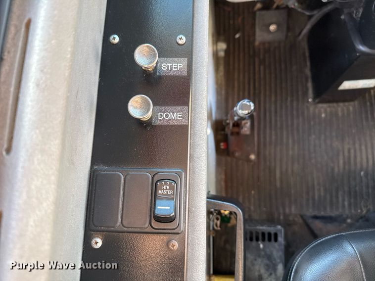 image for item EG2314 2003 Blue Bird blood donation bus