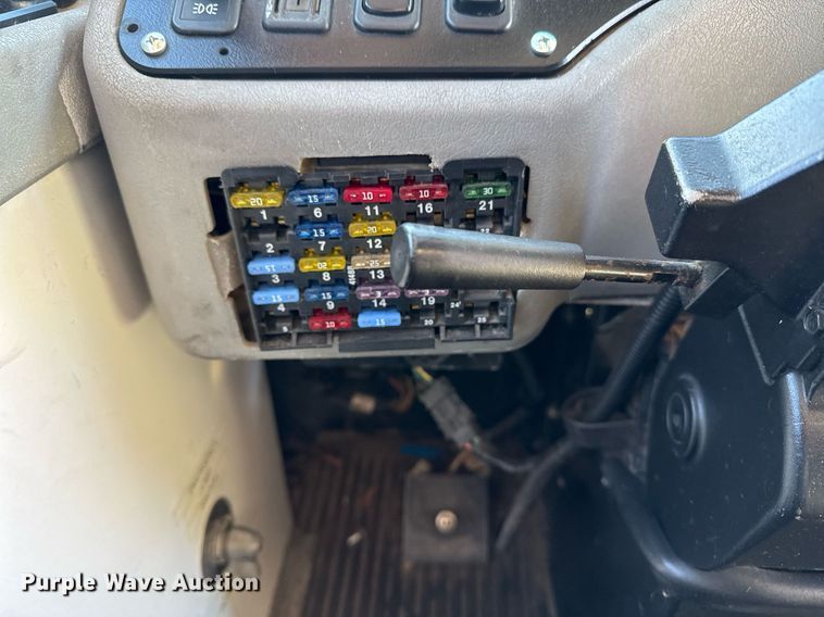 image for item EG2314 2003 Blue Bird blood donation bus