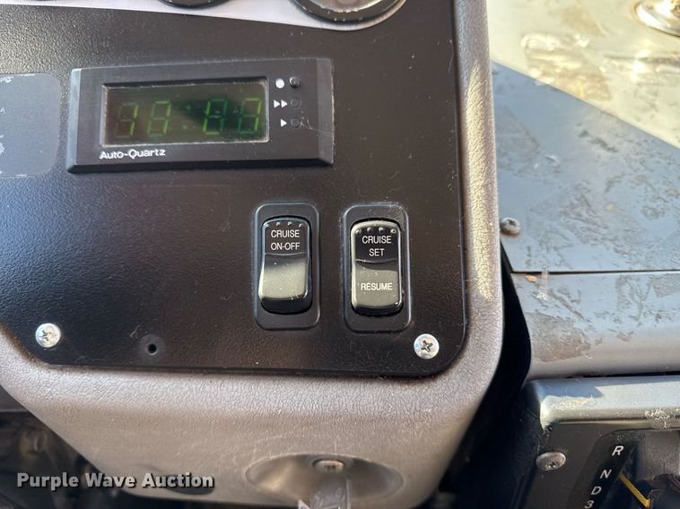 image for item EG2314 2003 Blue Bird blood donation bus