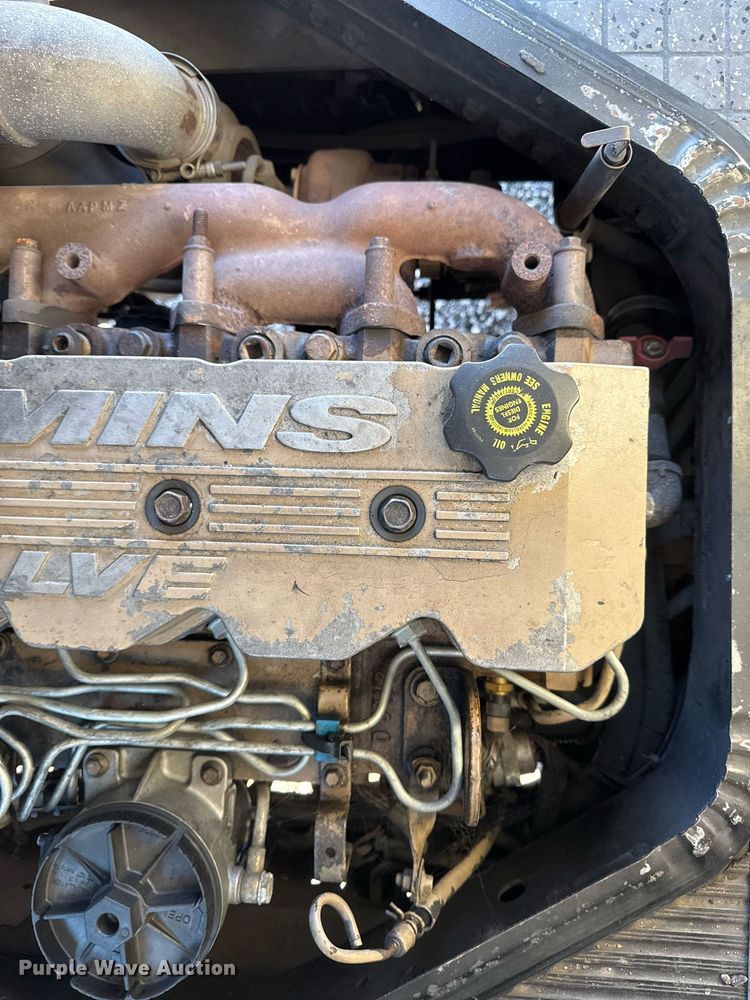 image for item EG2314 2003 Blue Bird blood donation bus