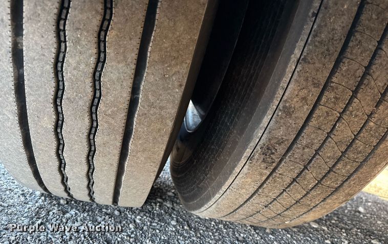 image for item EG2314 2003 Blue Bird blood donation bus