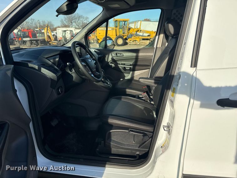 image for item EG2347 2021 Ford Transit Connect  van