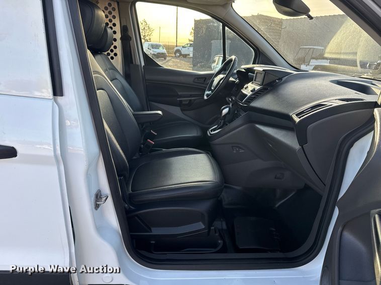 image for item EG2347 2021 Ford Transit Connect  van