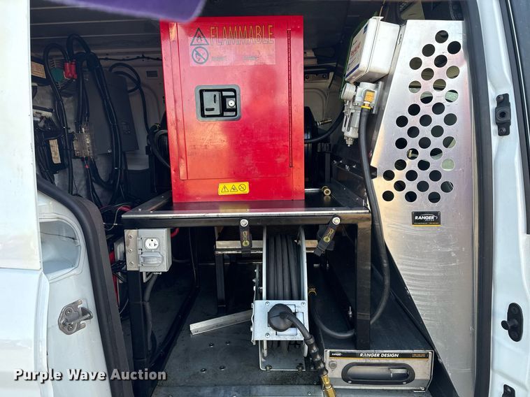 image for item EG2347 2021 Ford Transit Connect  van