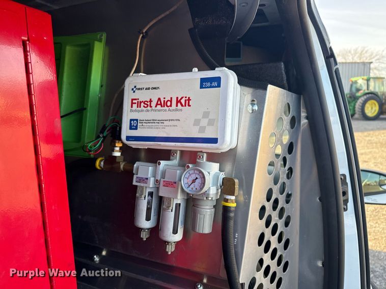 image for item EG2347 2021 Ford Transit Connect  van