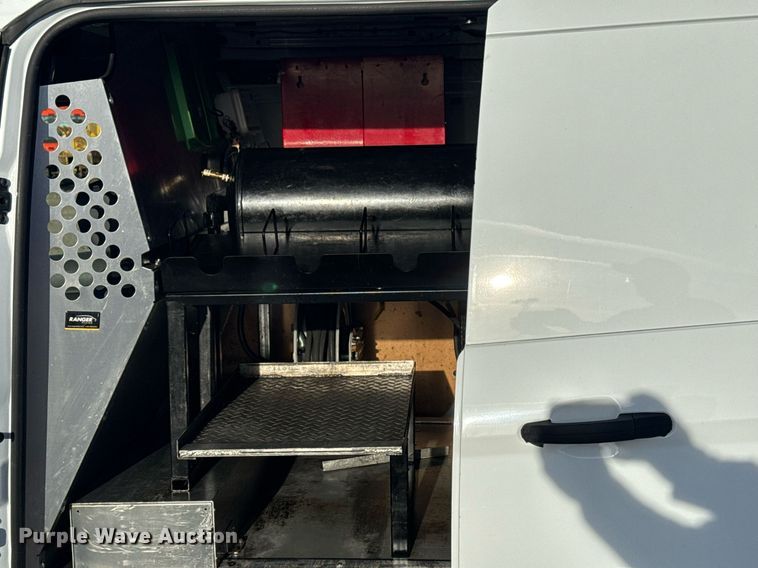 image for item EG2347 2021 Ford Transit Connect  van