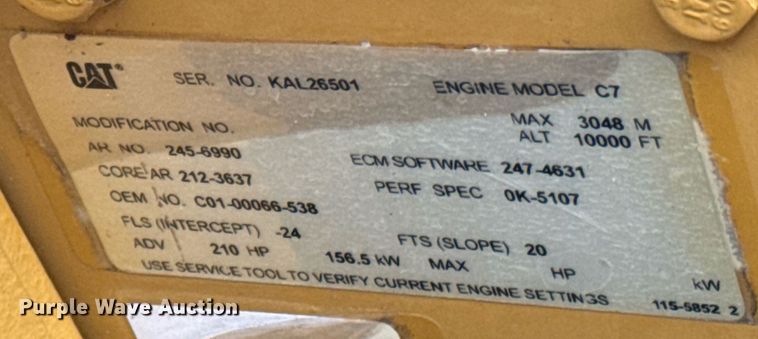 image for item EG2348 2004 Freightliner Business Class M2 flatbed truck