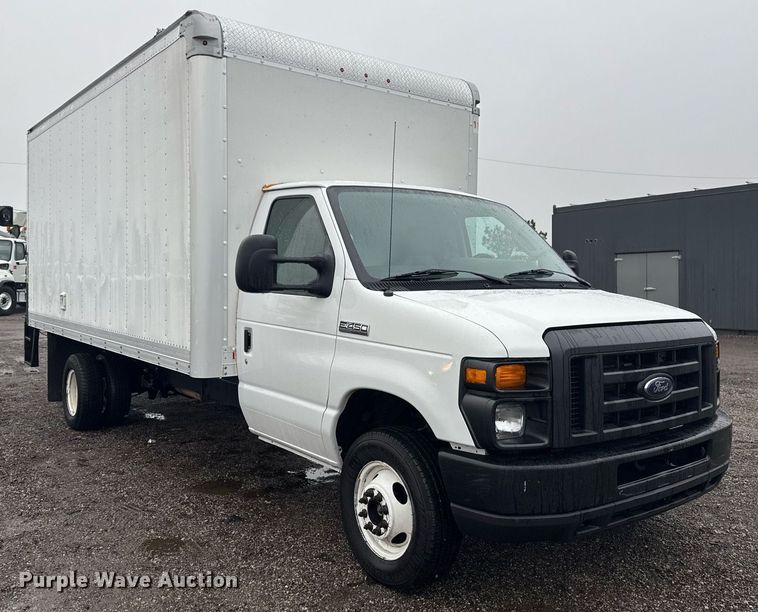 image for item EG2420 2017 Ford E450 Super Duty blow-in insulation box van