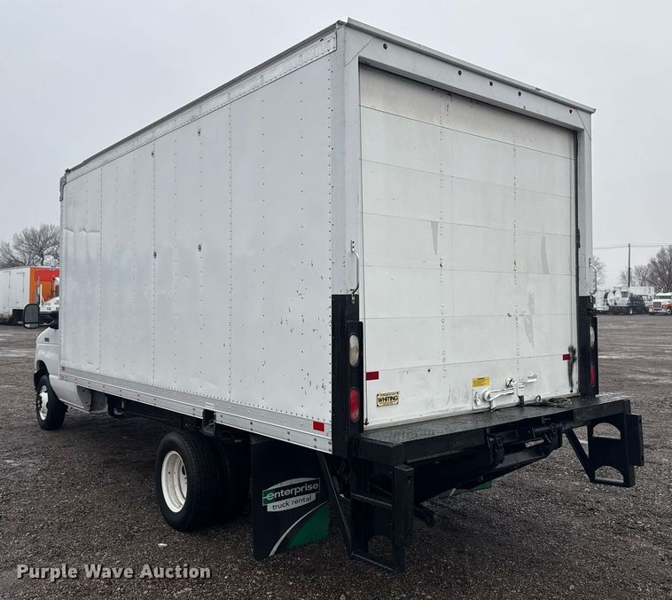 image for item EG2420 2017 Ford E450 Super Duty blow-in insulation box van