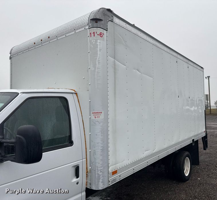 image for item EG2420 2017 Ford E450 Super Duty blow-in insulation box van