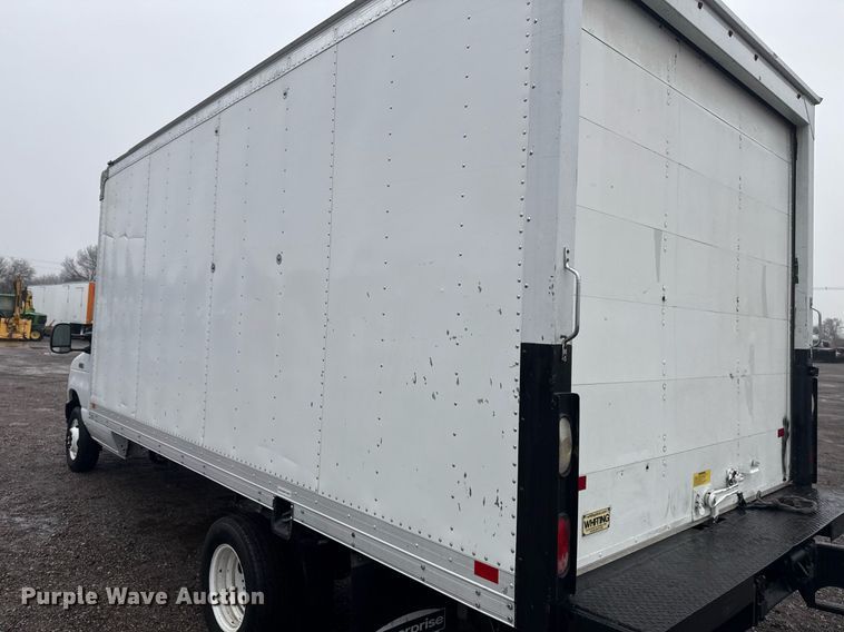 image for item EG2420 2017 Ford E450 Super Duty blow-in insulation box van