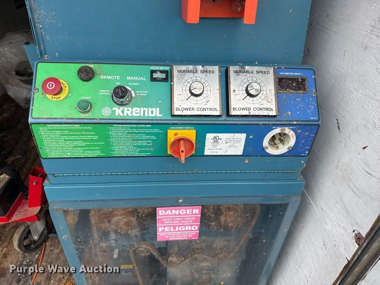 image for item EG2420 2017 Ford E450 Super Duty blow-in insulation box van