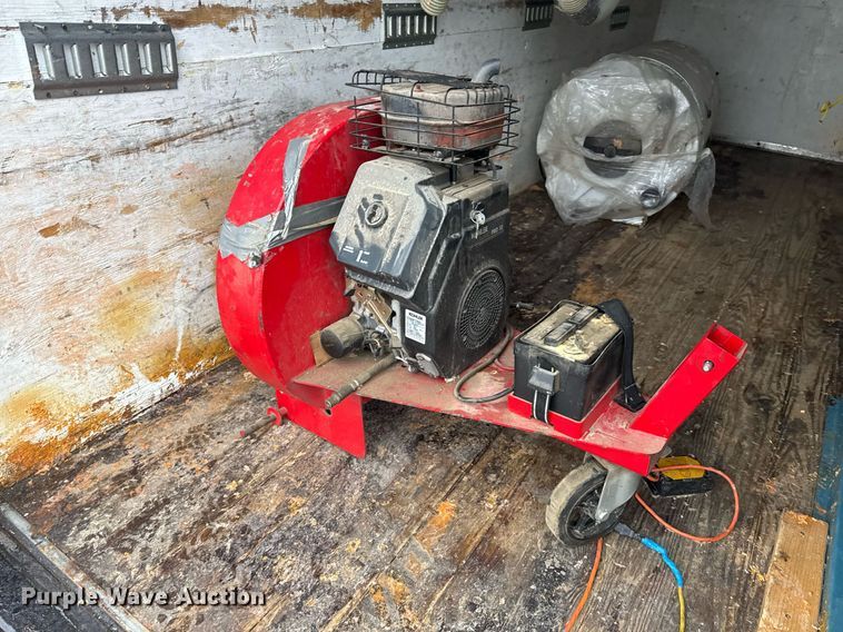 image for item EG2420 2017 Ford E450 Super Duty blow-in insulation box van