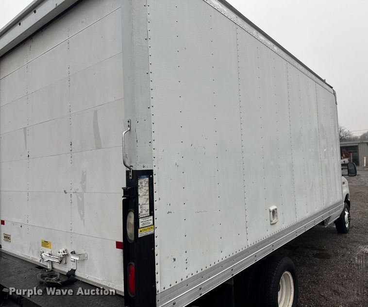 image for item EG2420 2017 Ford E450 Super Duty blow-in insulation box van