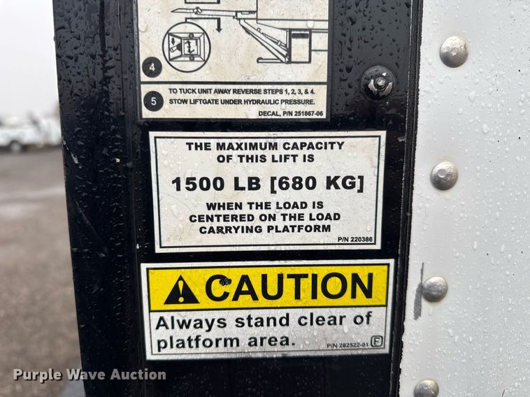 image for item EG2420 2017 Ford E450 Super Duty blow-in insulation box van