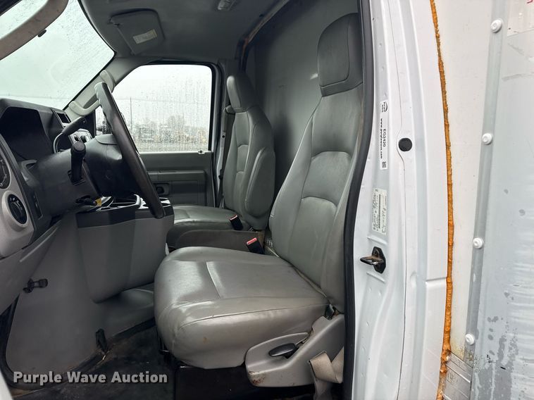 image for item EG2420 2017 Ford E450 Super Duty blow-in insulation box van