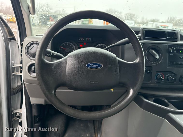 image for item EG2420 2017 Ford E450 Super Duty blow-in insulation box van