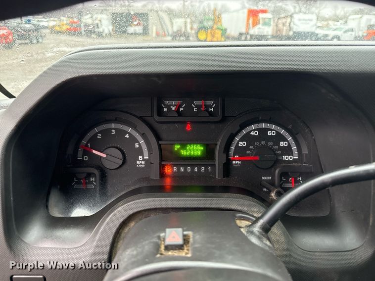 image for item EG2420 2017 Ford E450 Super Duty blow-in insulation box van