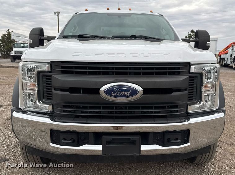 image for item EG2463 2017 Ford F450 Super Duty SuperCab truck cab and chassis